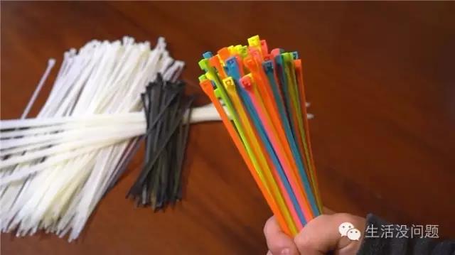 Complures modi ingeniosi nylon funem ligare